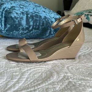 BANDOLINO 2.25” wedge sandal, size 8.5